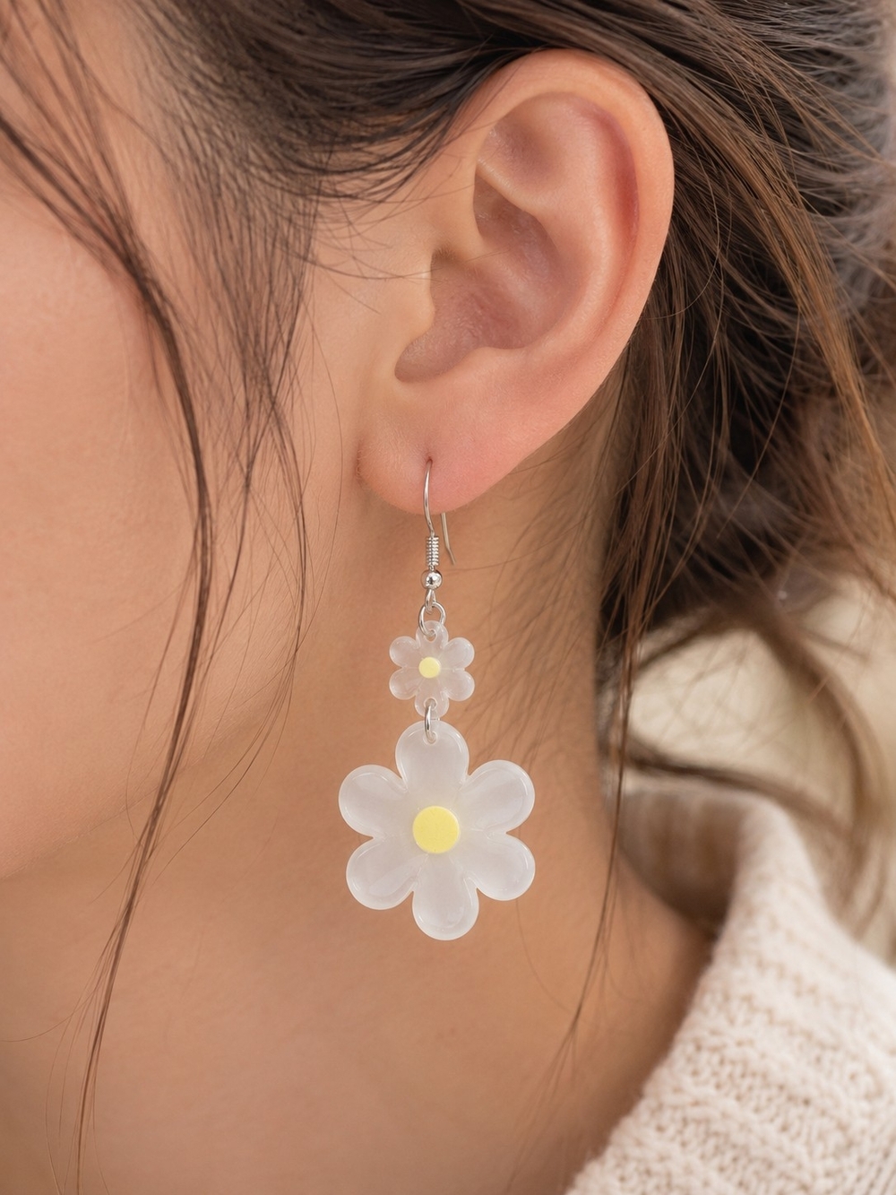 Clear Daisy Floral Dangle Drop Earrings New